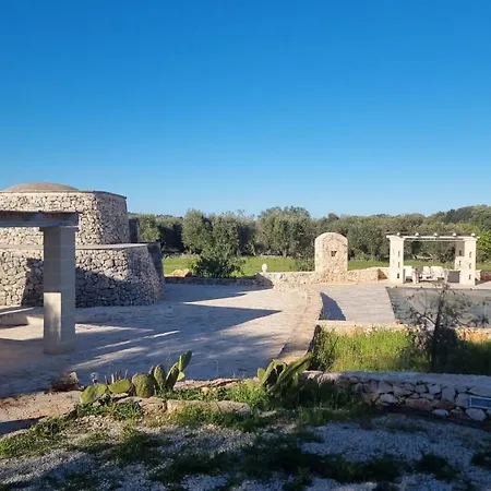 Дом отдыха Trullo Mit Atemberaubender Atmosphaere Naehe Остуни